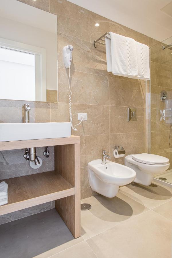 Lux Caracciolo Bed and Breakfast Νάπολη Εξωτερικό φωτογραφία